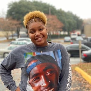 Meet your Posher, Janay